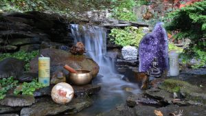 The Dissimilarity between Mystical Advisors and Clairvoyants